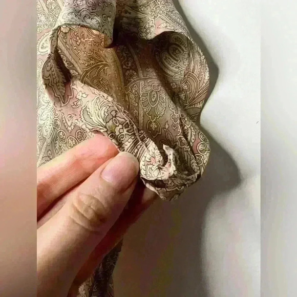 Liz Claiborne Womens Silk Paisley Fairy Core Powder Pink Boho Ethereal Top 4 - Picture 6 of 13